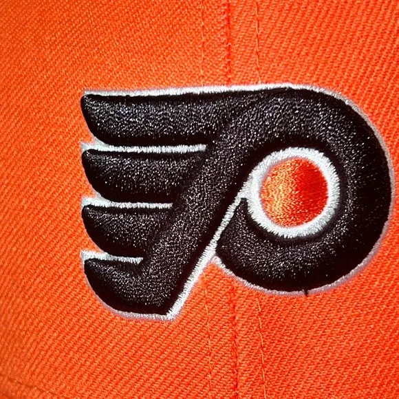 PHILADELPHIA FLYERS Orange and Black Embroidered NHL Reebok Strapback HAT - Picture 2 of 7